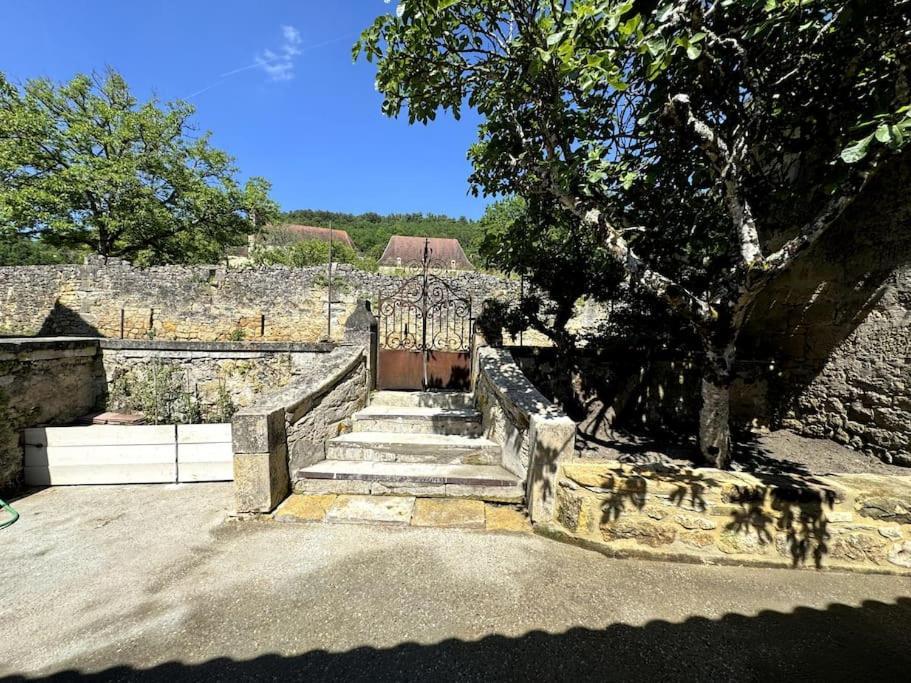 L'Epicerie De Bezenac Villa ภายนอก รูปภาพ